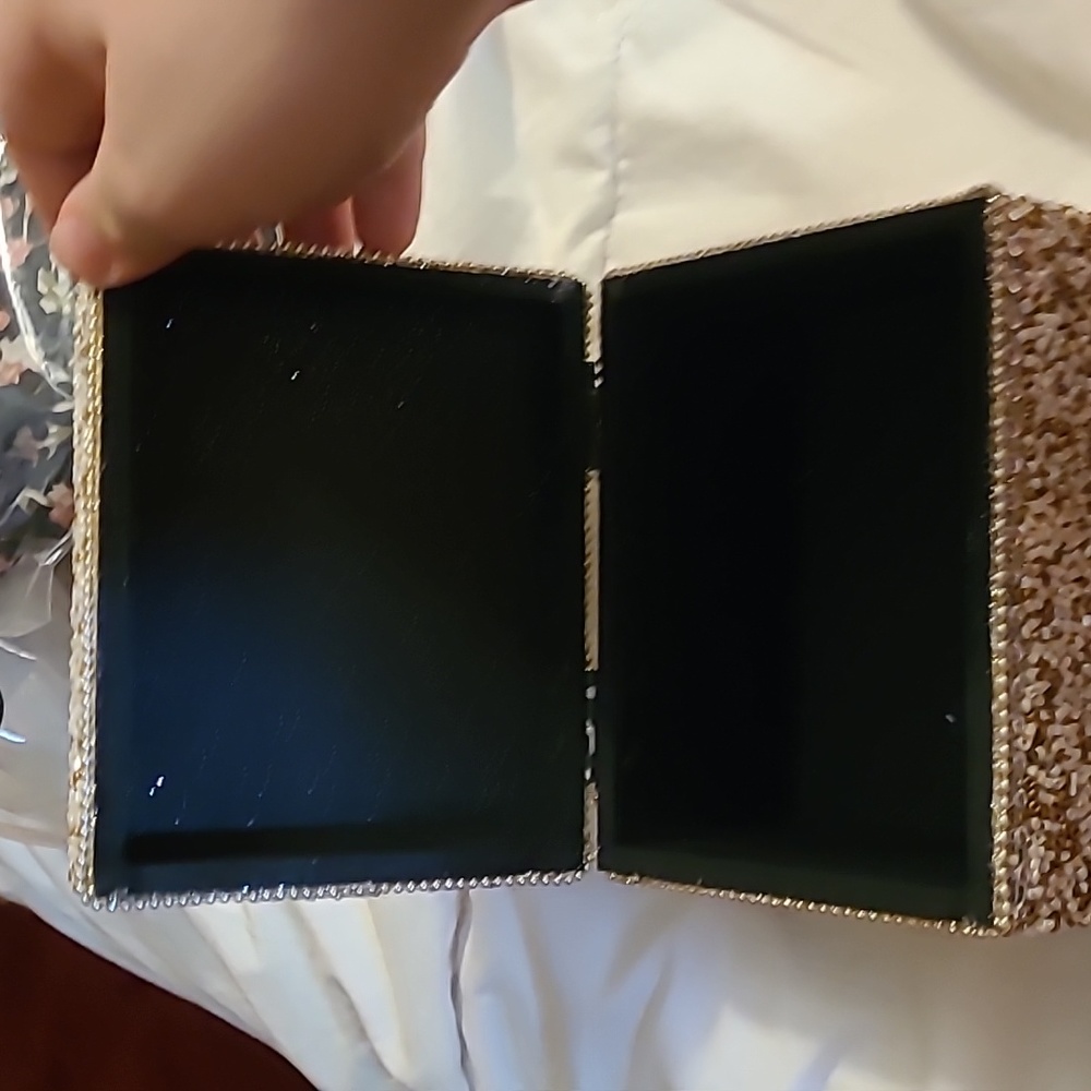 Jewelry box. - Picture 2 of 2